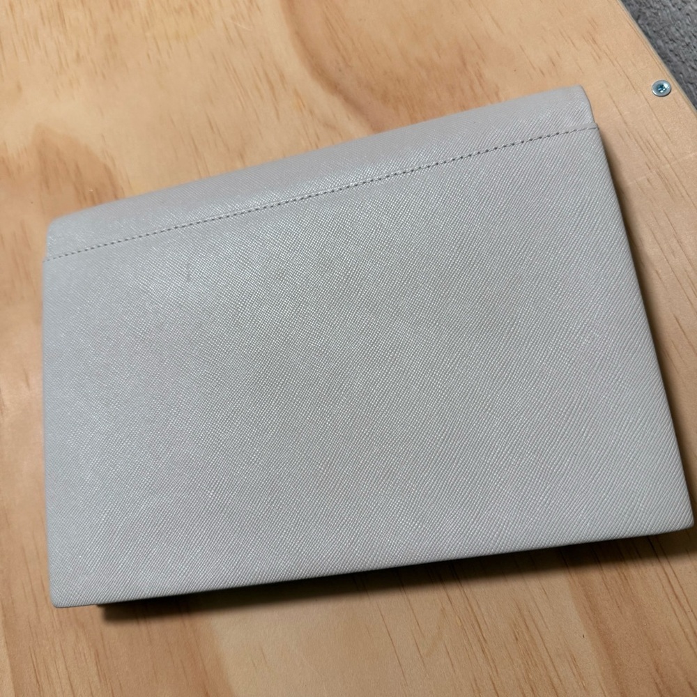 YSL Off White/Beige Envelope Clutch - Picture 16 of 16